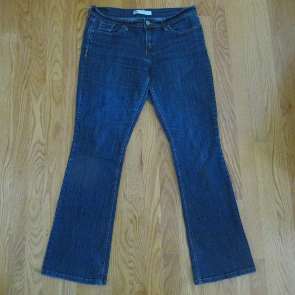 LEVI'S 515 WOMEN'S SIZE 6 M JEANS DARK BLUE DENIM BOOT CUT STRETCH RED TAB COW